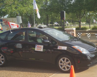 This was an OFFICIALS car that left before the start of the race