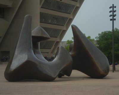 Henry Moore's The Dallas Piece Sculpture in front of Dallas Texas City Hall