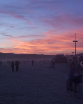 Burning Man 2010a 007.JPG