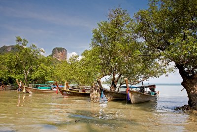 Railay Beach East: High Tide