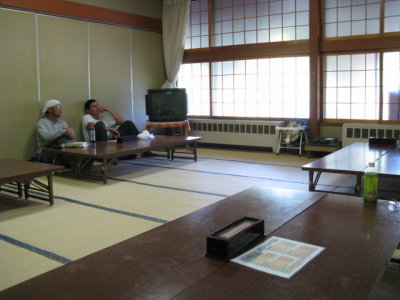 Cooling down in the tatami room after a mineral hot bath.