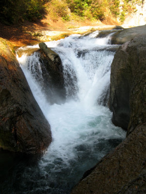 Another view of Masutobi Waterfall.