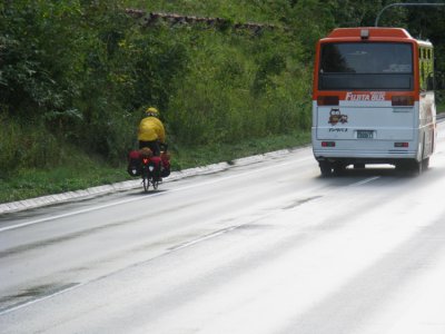 It rained most of the night. Roadways still wet when we started riding.