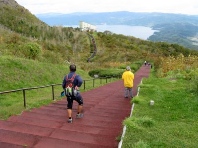 Steps back to the Tram.