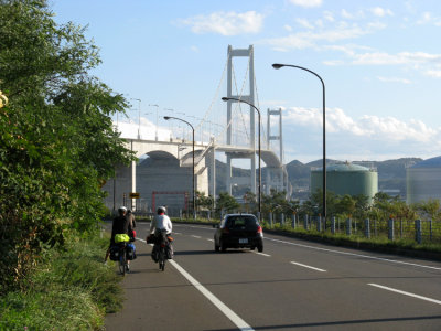 The main bridge into Muroran is closed to cyclist.
