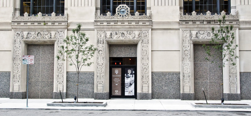 KC 909 Walnut Street