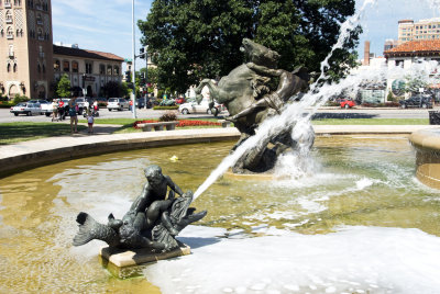 Kansas City JC Nichols Memorial Fountain - DSC_5196S