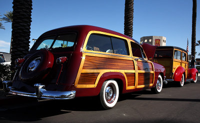 '51 Ford Woodie_1145sm.jpg