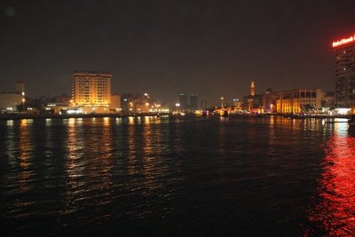 Lights in water - Creek Dubai
