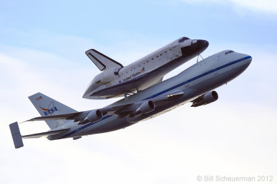 Endeavour atop 747