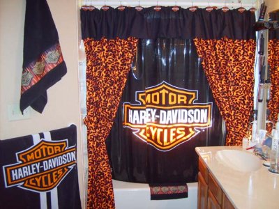 A Shower and towels
