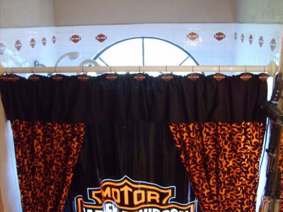 A Shower Border