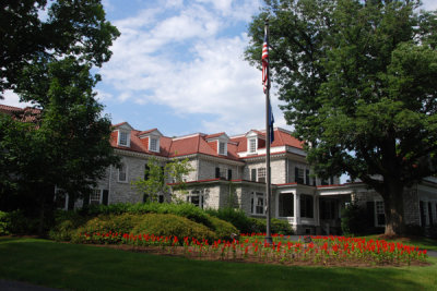 Hershey Mansion 05.jpg