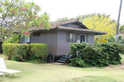 Nona Lani Cottages 03.jpg