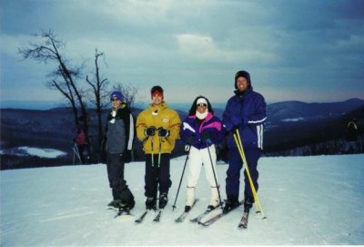 Skiing Whtetail 2002