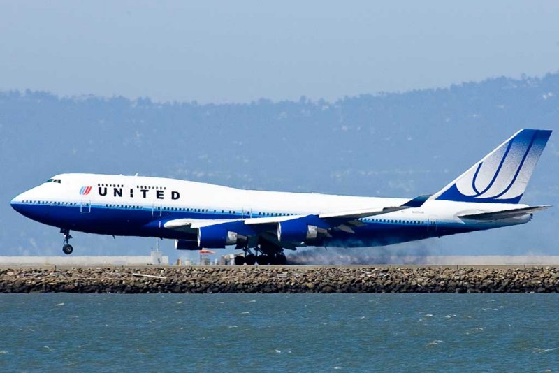 6/22/2009  United Airlines Boeing 747-451 N105UA