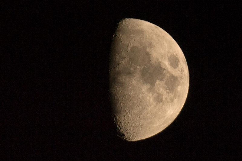 8/28/2009  waxing gibbous with 63% of the Moon's visible disk illuminated