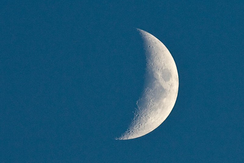 10/12/2010  Moon