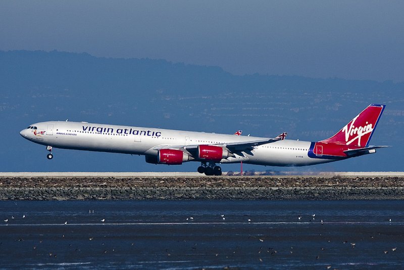 1/27/2011  Virgin Atlantic Airways Airbus A340-642 Indian Princess G-VGOA