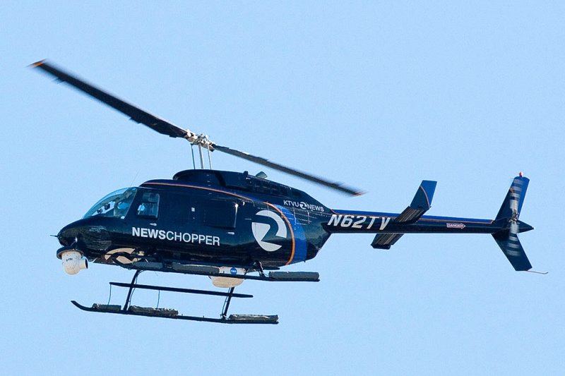 2/8/2011  KTVU 2 Newschopper  Bell 206-L4 N62TV