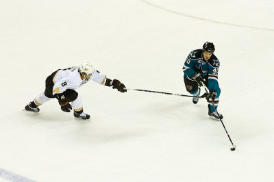 Teemu Selanne and Kent Huskins