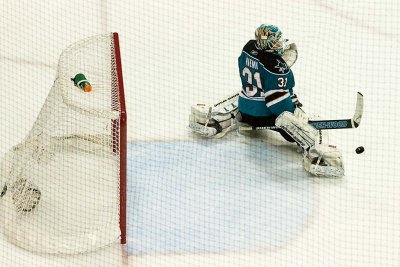 Antti Niemi makes a kick save