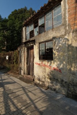 MW09.jpg
