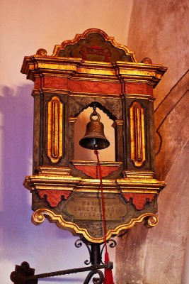 Bell from Mission San Carlos Borromeo del Rio Carmelo_MG_0177.jpg