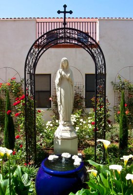 Shrine for Blessed Mary at TAC_MG_9420.jpg