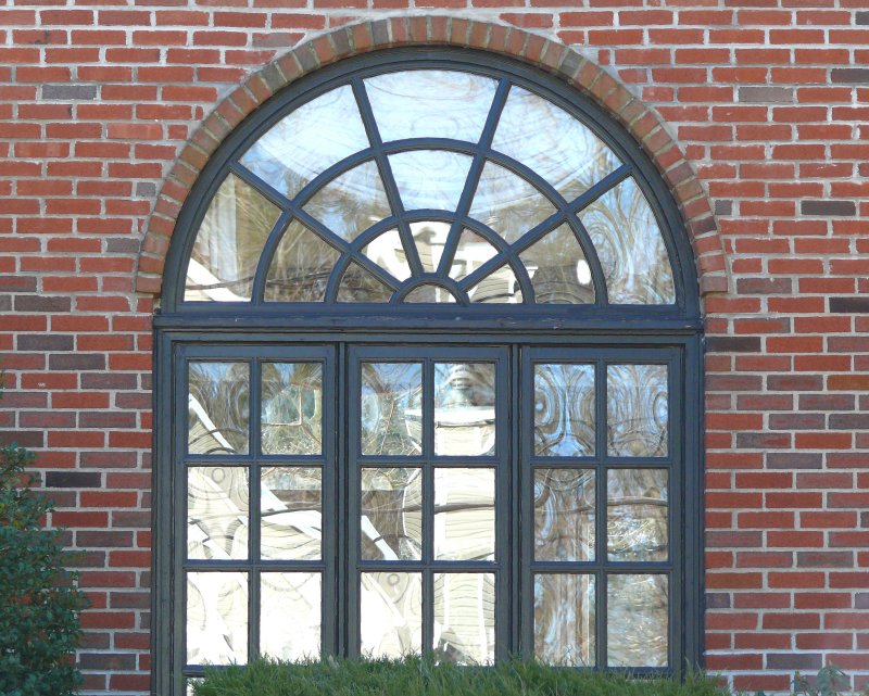 arched window