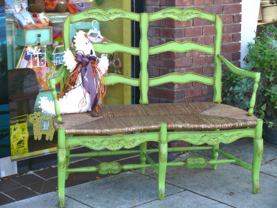 green bench