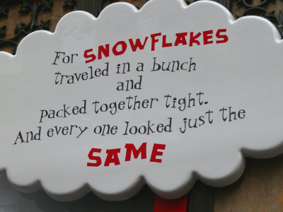 snowflakes traveled in a bunch