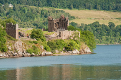 Lock Ness - Urquhart Castle ruins