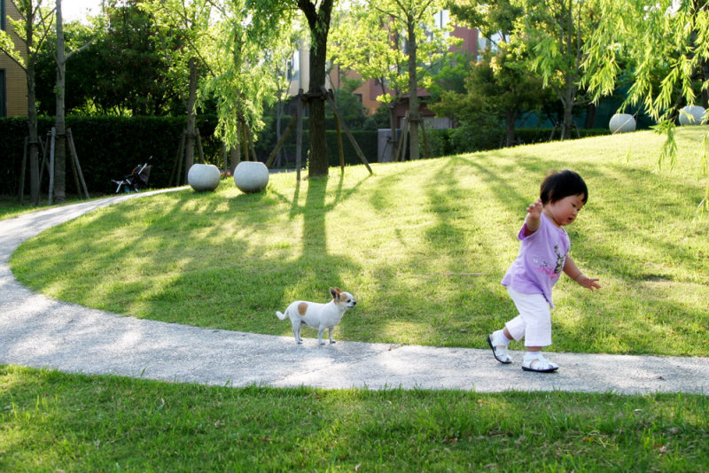 Following me, Shanghai, China, 2009