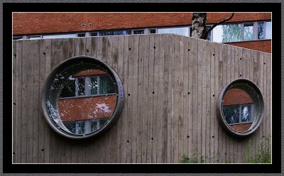 89-Looking-in-Oslo-A.jpg