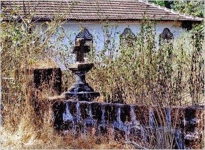 17A--Corroded-Cross-Candolim-Goa--A.jpg