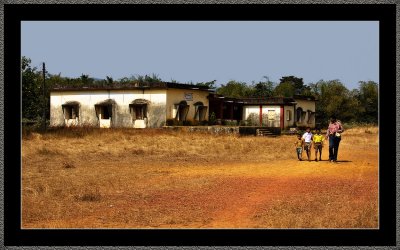 91=Ravi-picks-up-the-Children-at-School-Maharashtra.jpg