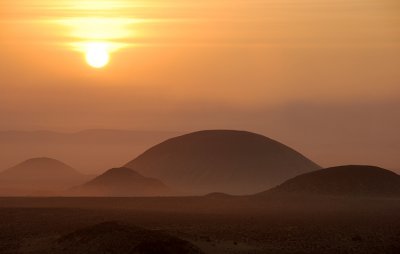 Black Desert Sunrise II
