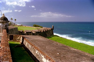 Puerto Rico JPG800.jpg
