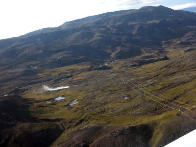 Kattartjarnir undir okkur. Einar við stýrið