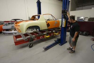 Attaching the 914 Chassis to the Celette Test Bench - Photo 13