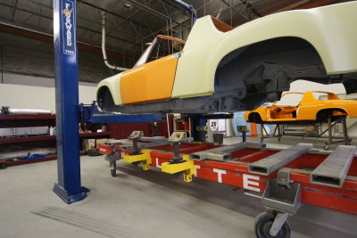 Attaching the 914 Chassis to the Celette Test Bench - Photo 8