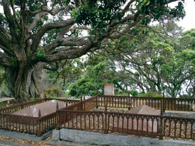 Shakespear family graves