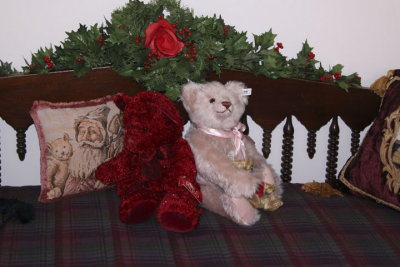 Christmas bears.jpg