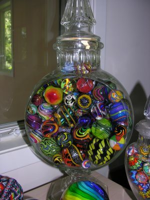 'Banjo' jar (EXTREMELY rare) and random marbles.