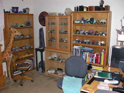 Looking into the mineral room, with a computer, some glass, and other collectibles thrown in....