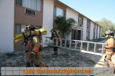 Tampa FD 3 Alarm Apt. Fire (2.11.08)