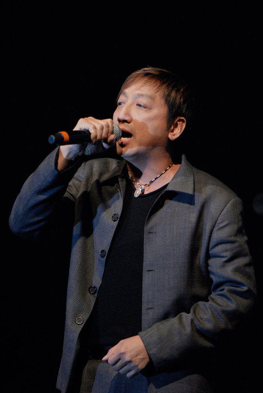 ca si Truong Vu