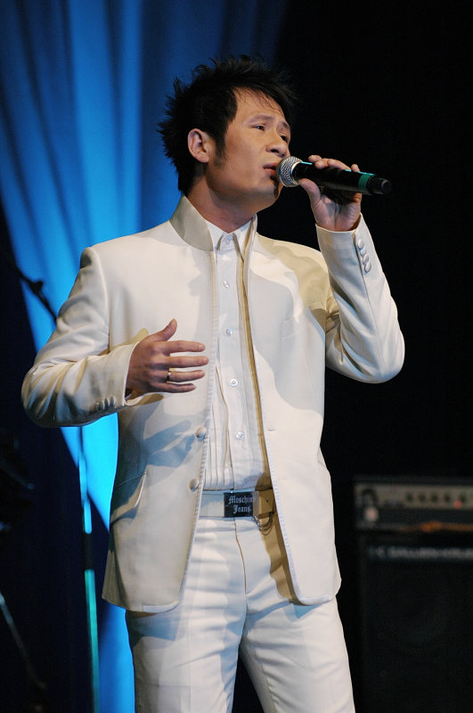 ca si Bang Kieu