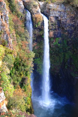 Macmac falls